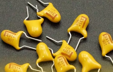 Why use tantalum capacitors in circuit board assembly